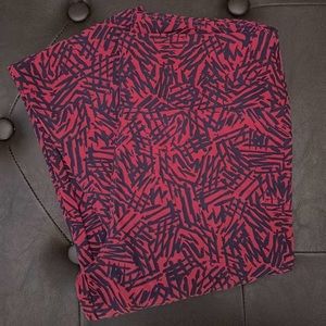 LuLaRoe, Women’s One Size, Dark Pink/Navy Blue patterned leggings.